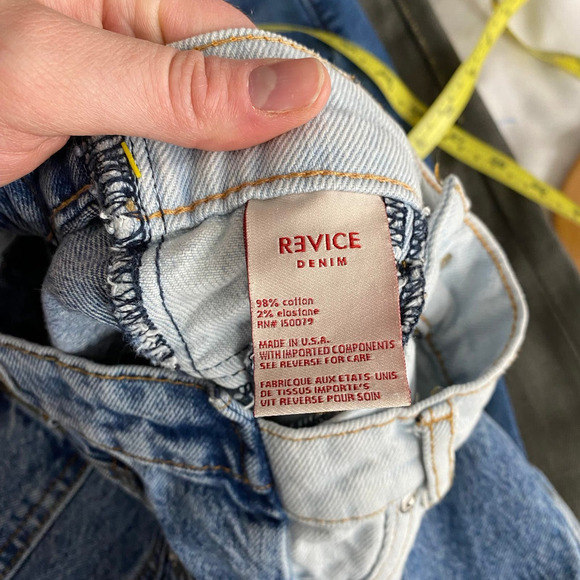 REVICE Two Tone Color Block Highrise Straight Leg Button Fly Mom Jeans Size 32 - Picture 6 of 10